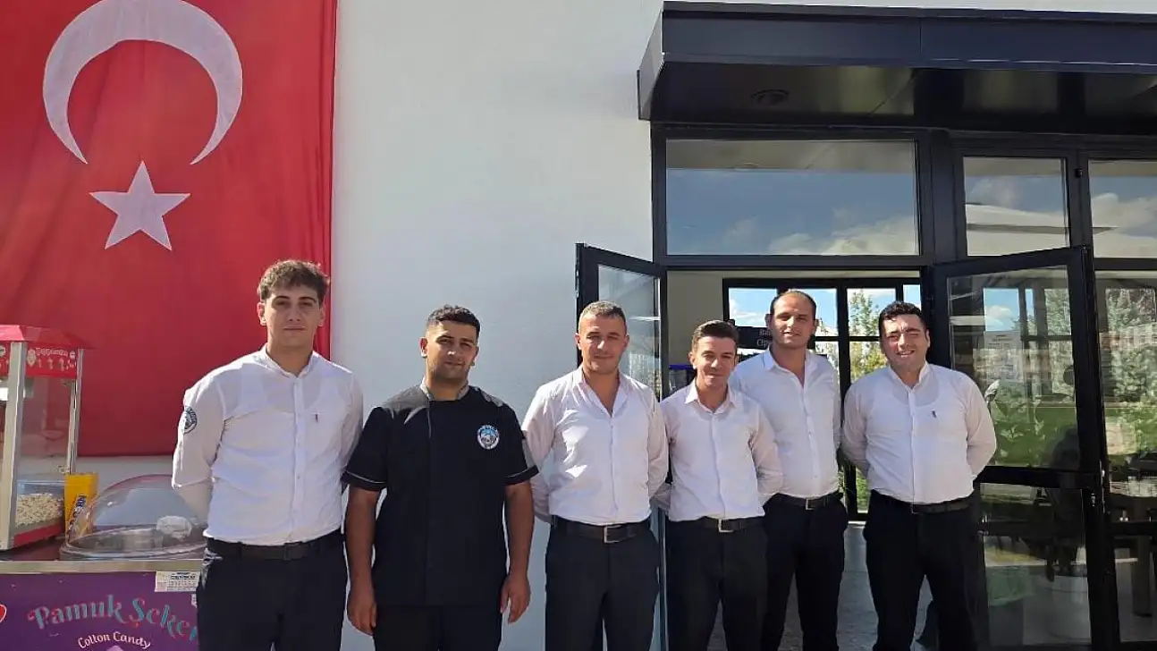 Kayseri'de sakız parasına çay! İşte yeni tesisin fiyatları