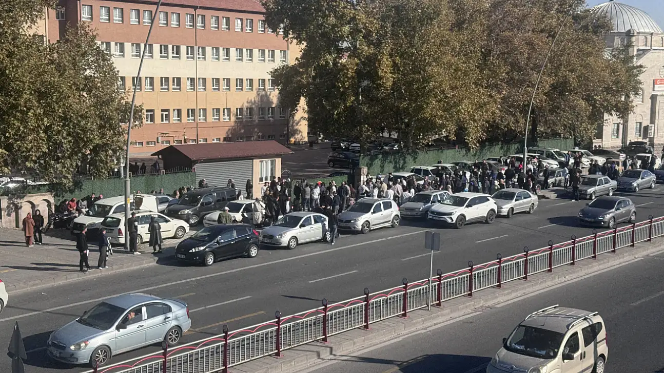 Kayseri'de sınavı dakikalar ile kaçırdı!