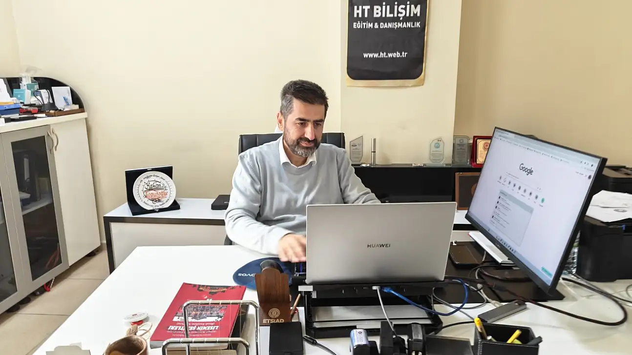 Kayseri'de uzman o konuya dikkat çekti! Dijital mecralara dikkat
