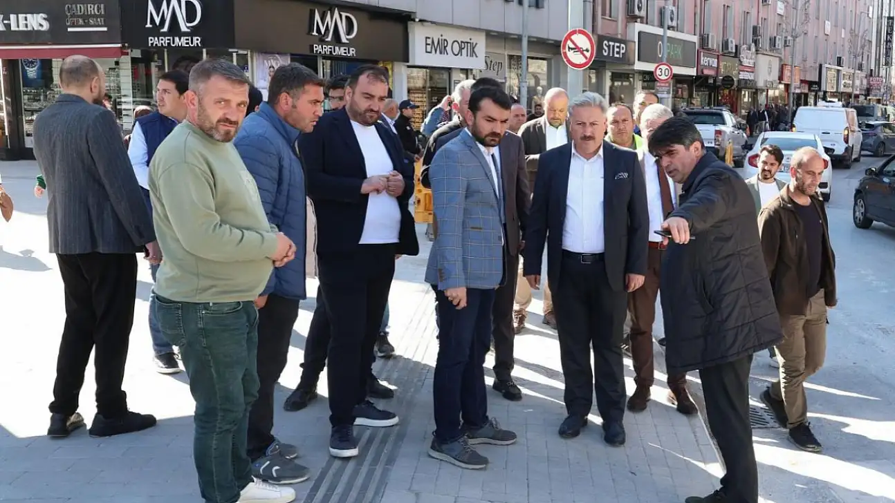 Kayseri'de yayalar için iki caddede çalışma yürütülüyor