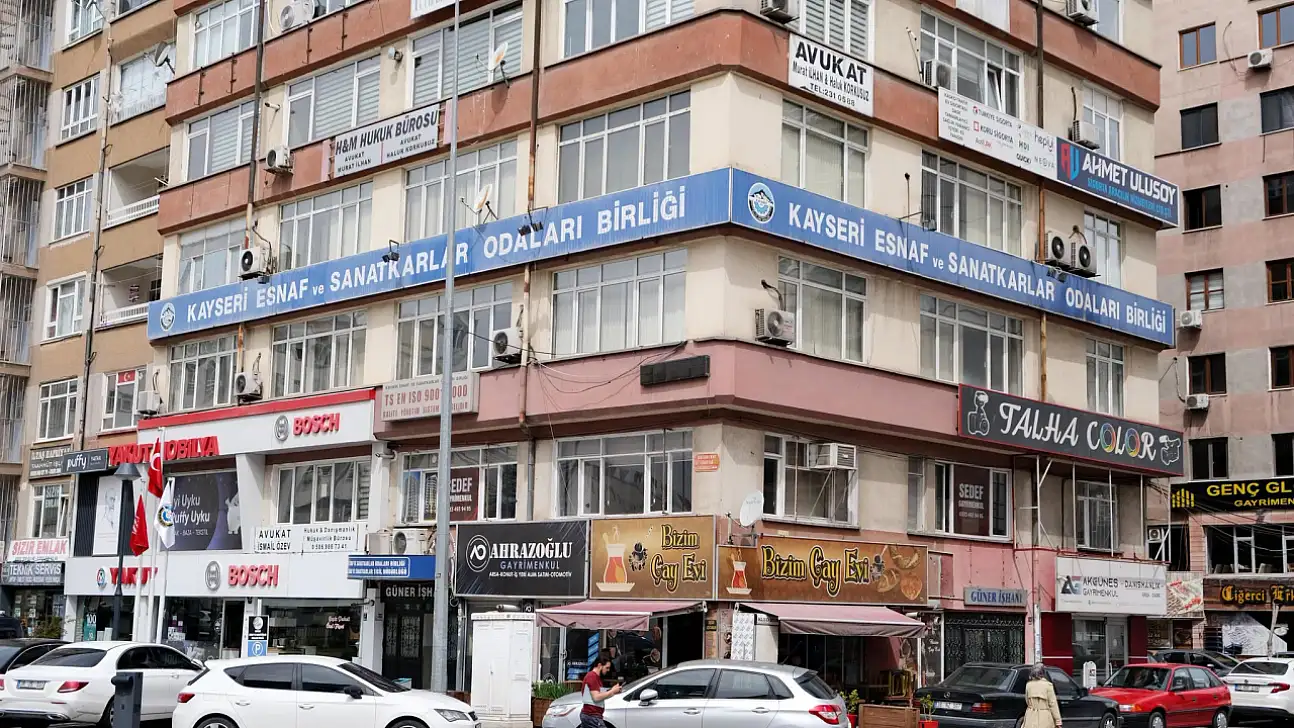 Kayseri esnaf birliği binasına alıcı çıkmayınca fiyat düşürüldü! İşte talep edilen yeni ücret
