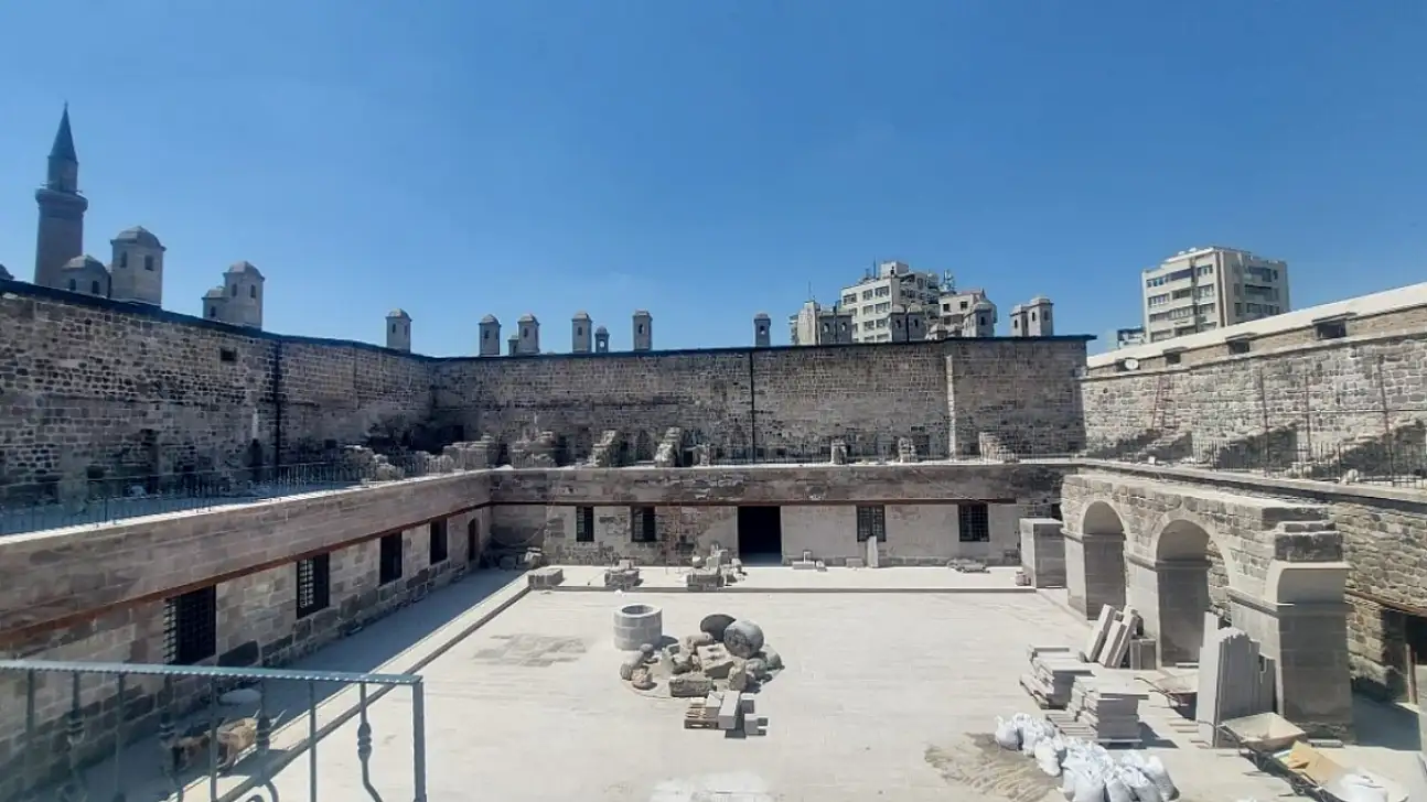 Kayseri'nin tarihi Gön Han'ında sona gelindi