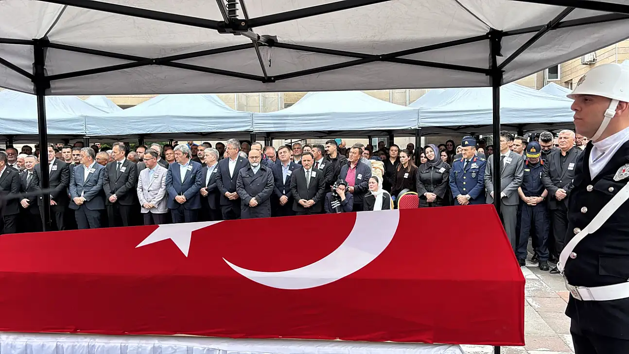 Kayseri Valiliği yasta! Şenol Esmer için tören düzenlendi