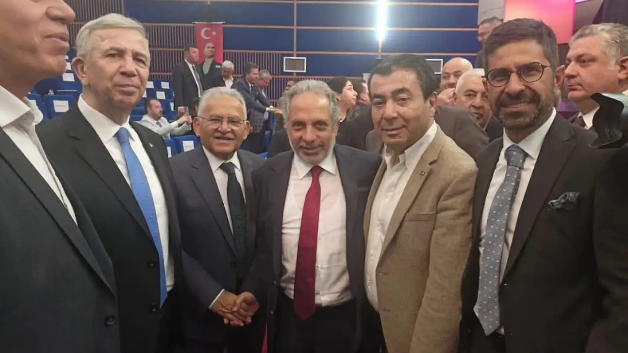 Kayserili Başkanların Mansur Yavaş pozu