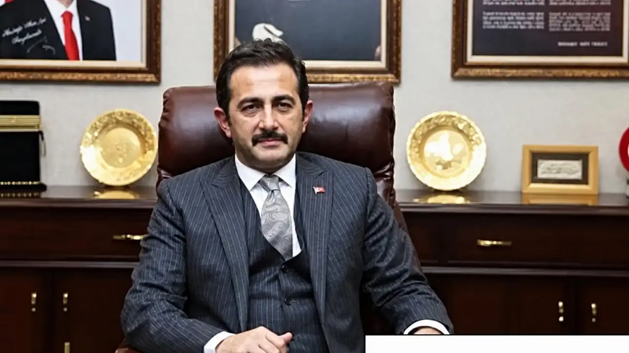 Kayserili eski Bakan Yardımcısı fonda 100 milyon kaybetti