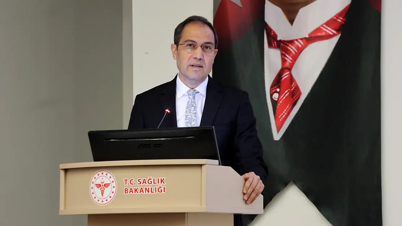 Müdür Erşan'dan dikkat çeken mesaj: Anne sütüyle beslenme bir ülke meselesidir!