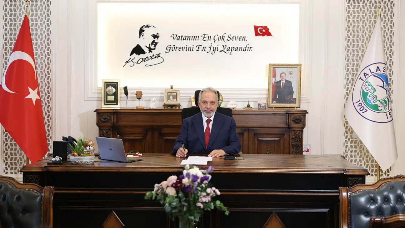 Mustafa Yalçın'dan 29 Ekim mesajı!