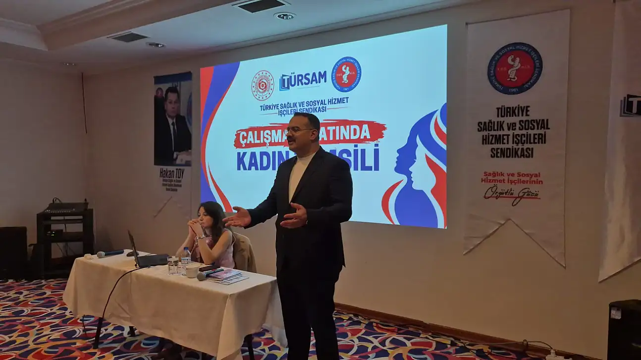 Sağlık-İş'ten kadın işçilere çalışma hayatında şiddet ve taciz eğitimi