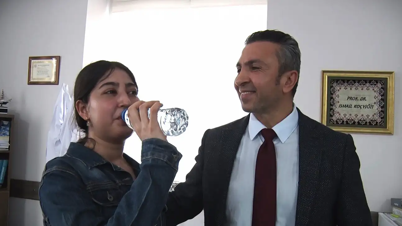 Şırnak'tan Kayseri'ye gelen 18 yaşındaki genç kız annesinin böbreği ile hayata tutundu!