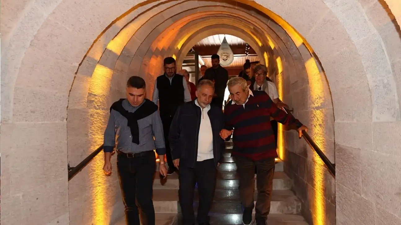 Talas'ta dikkat çeken buluşma! Mustafa Yalçın o anları paylaştı