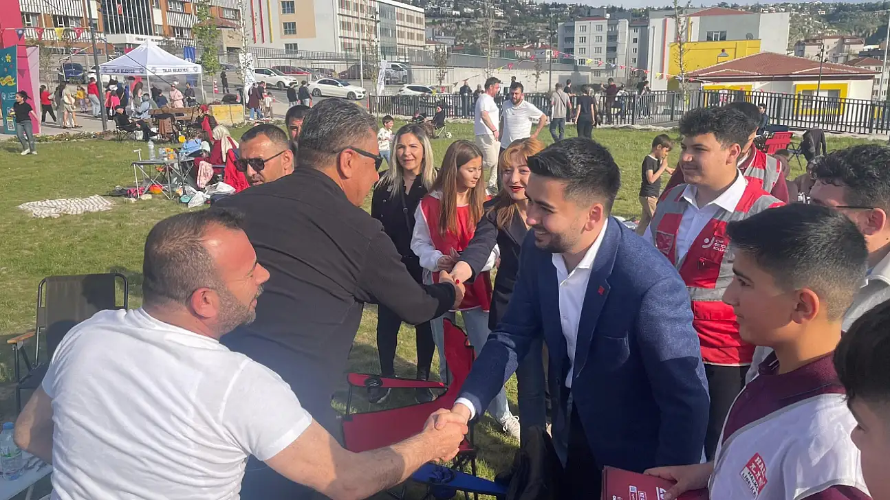 Talas'taki festivale CHP'li başkan da katıldı!