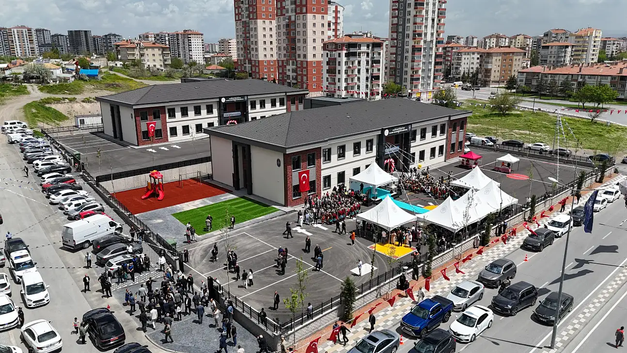 Türkiye'de en çok okul yapan Melikgazi'den Kayseri'ye 2 okul daha!