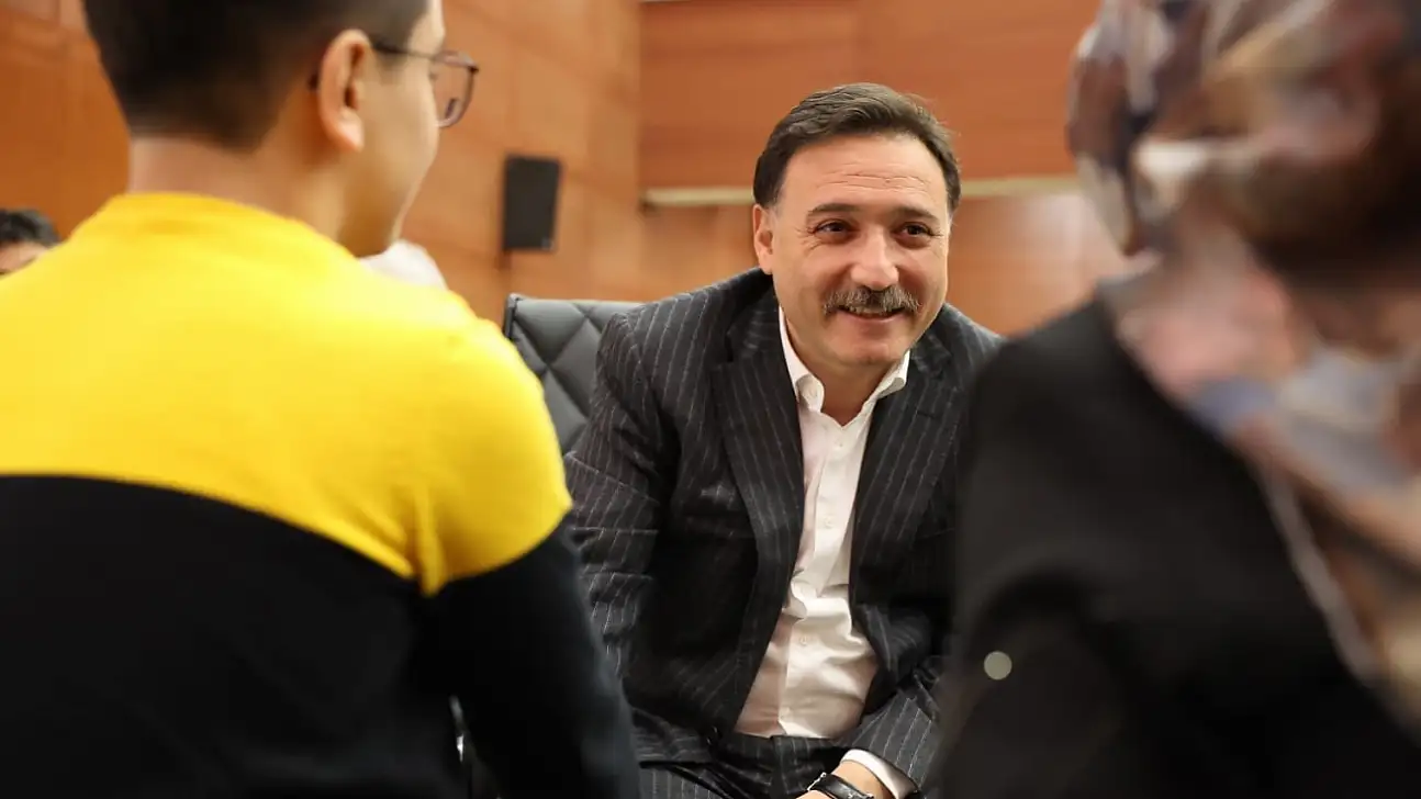 Vali Çiçek, vatandaşların taleplerini dinledi