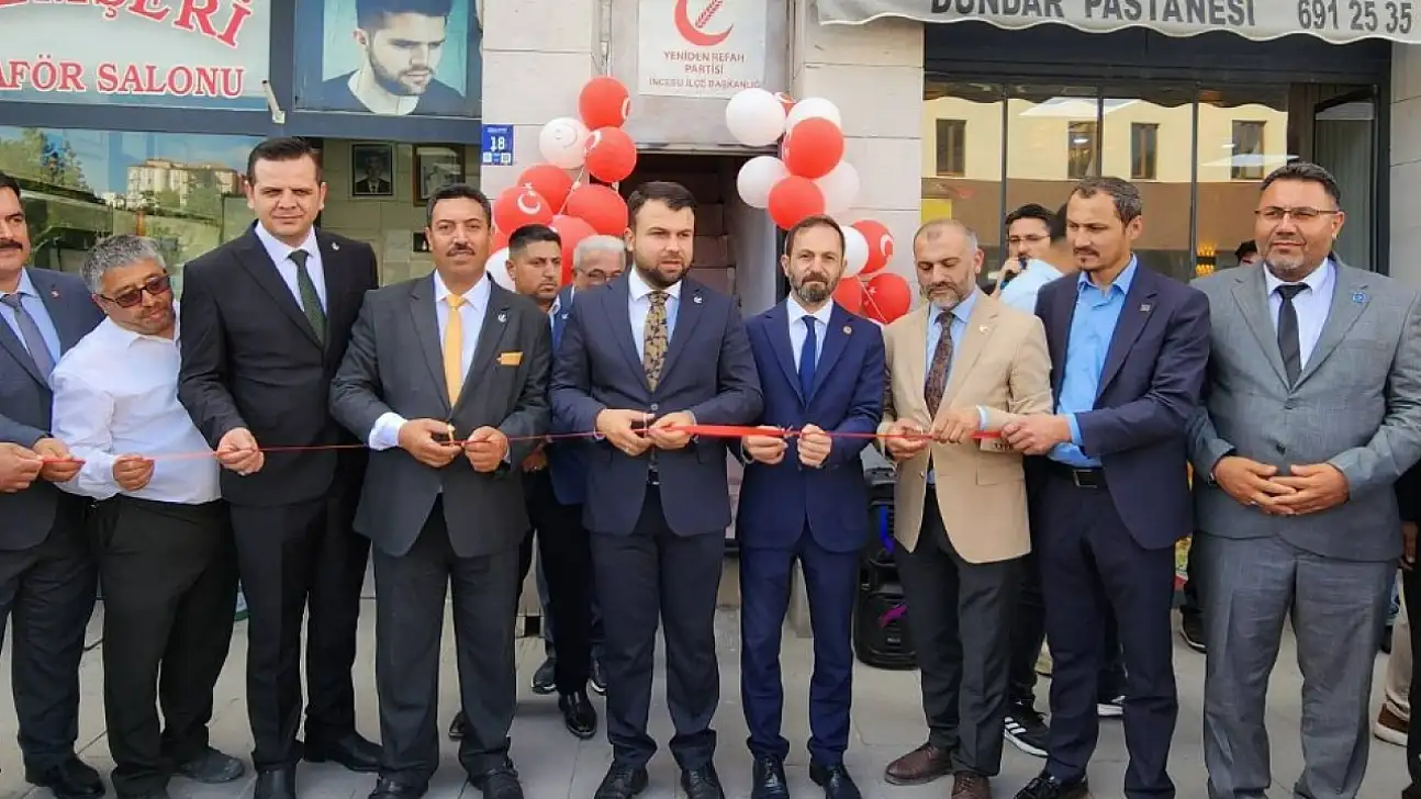 Yeniden Refah teşkilatı yeni binasına kavuştu
