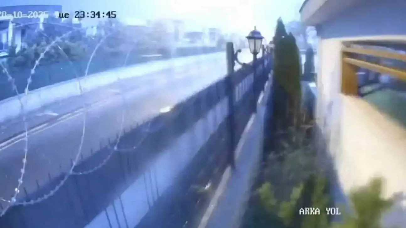 Kayseri'ye yıldırım düştü