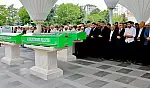 Başkanlardan Tümgüç'e son görev: Cenaze namazını kıldılar...