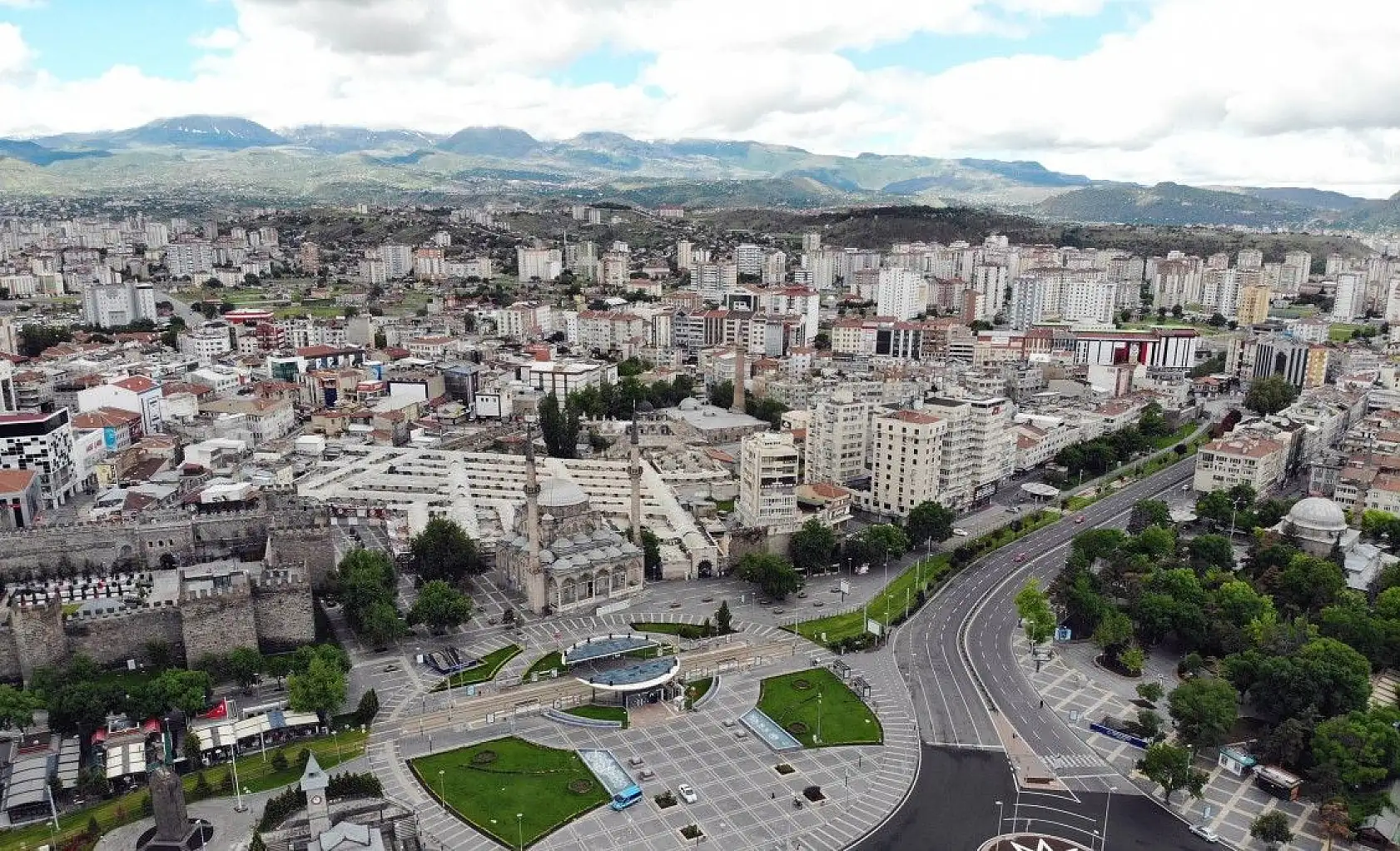 Atasoy: 'Biraz vicdanlı olun'