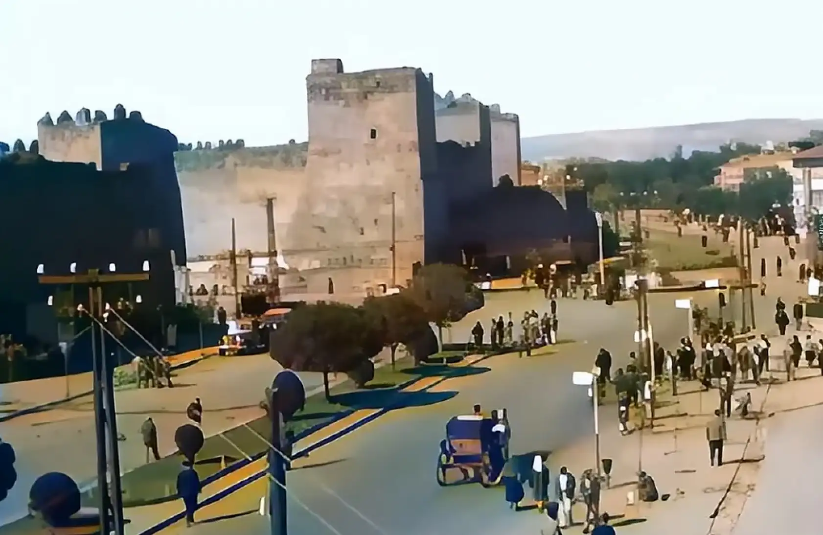 Kayseri'nin 62 yıl önceki renklendirilmiş görüntüleri ortaya çıktı! Bakın o zamanlar şehir ve insanlar nasılmış?