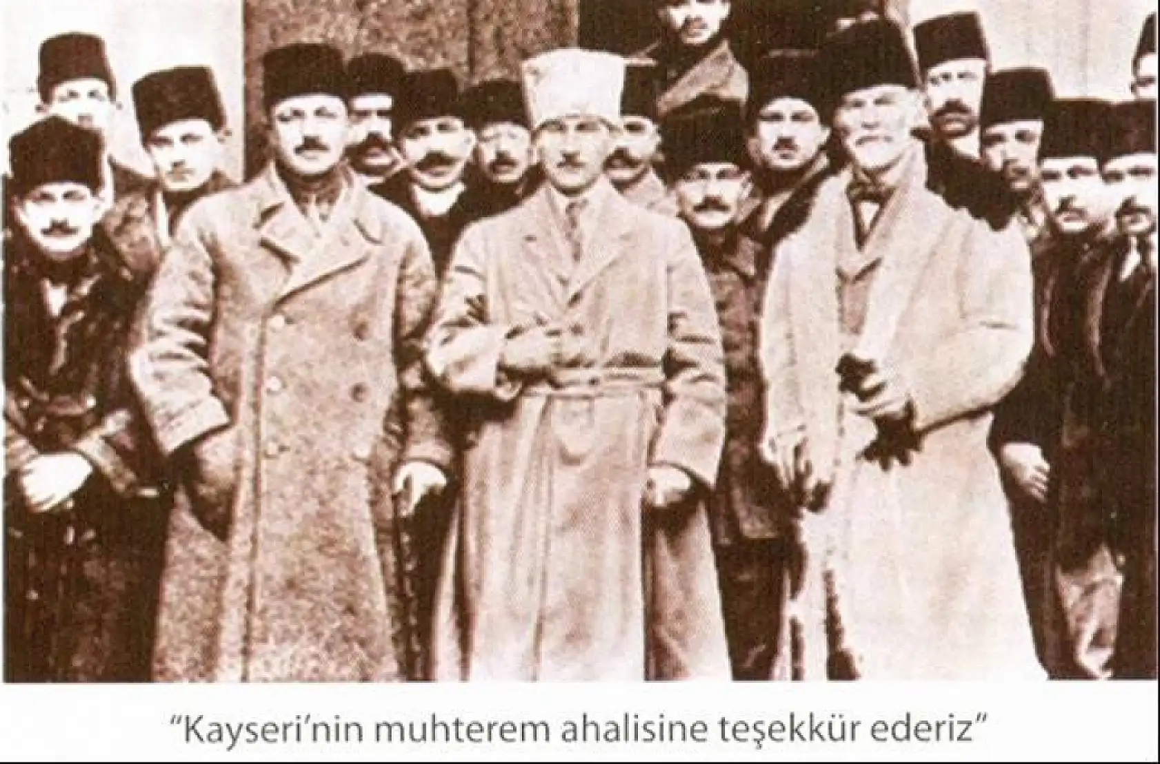 İşte Atatürk'ün Kayseri'deki yatağı ve çalışma masası!
