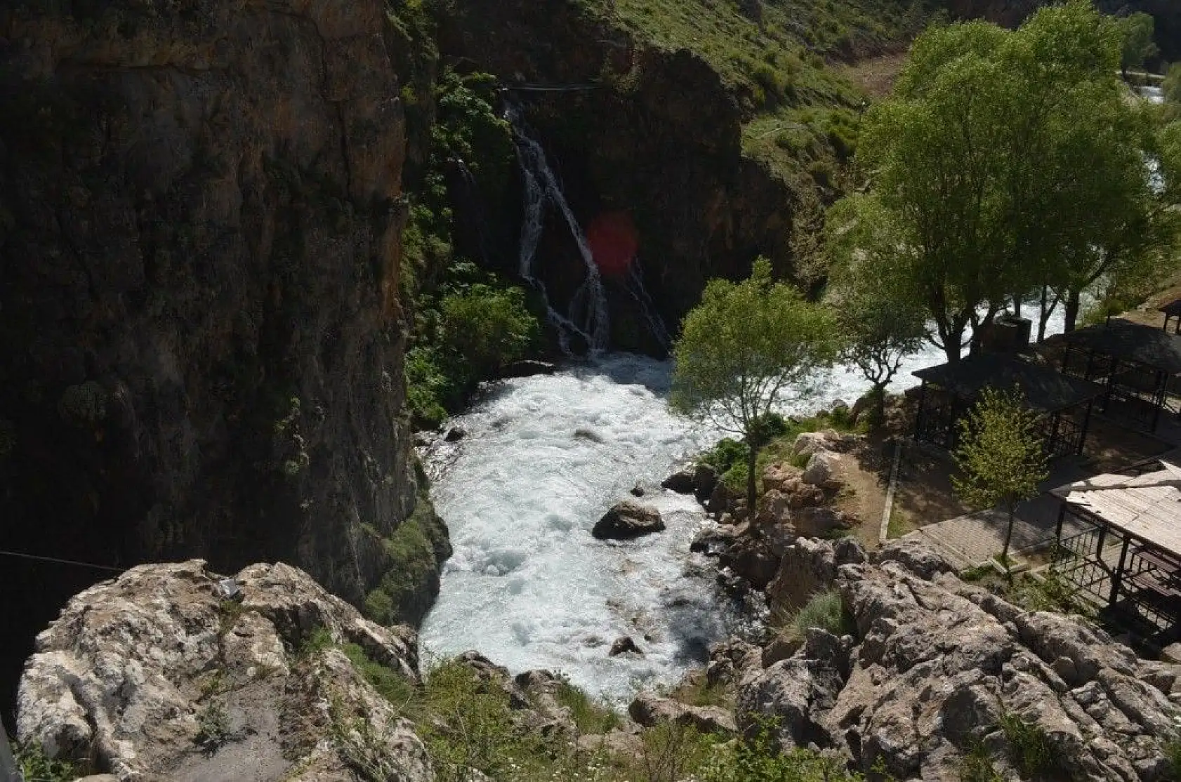 Homurlu Şelalesi de kuruma noktasına geldi