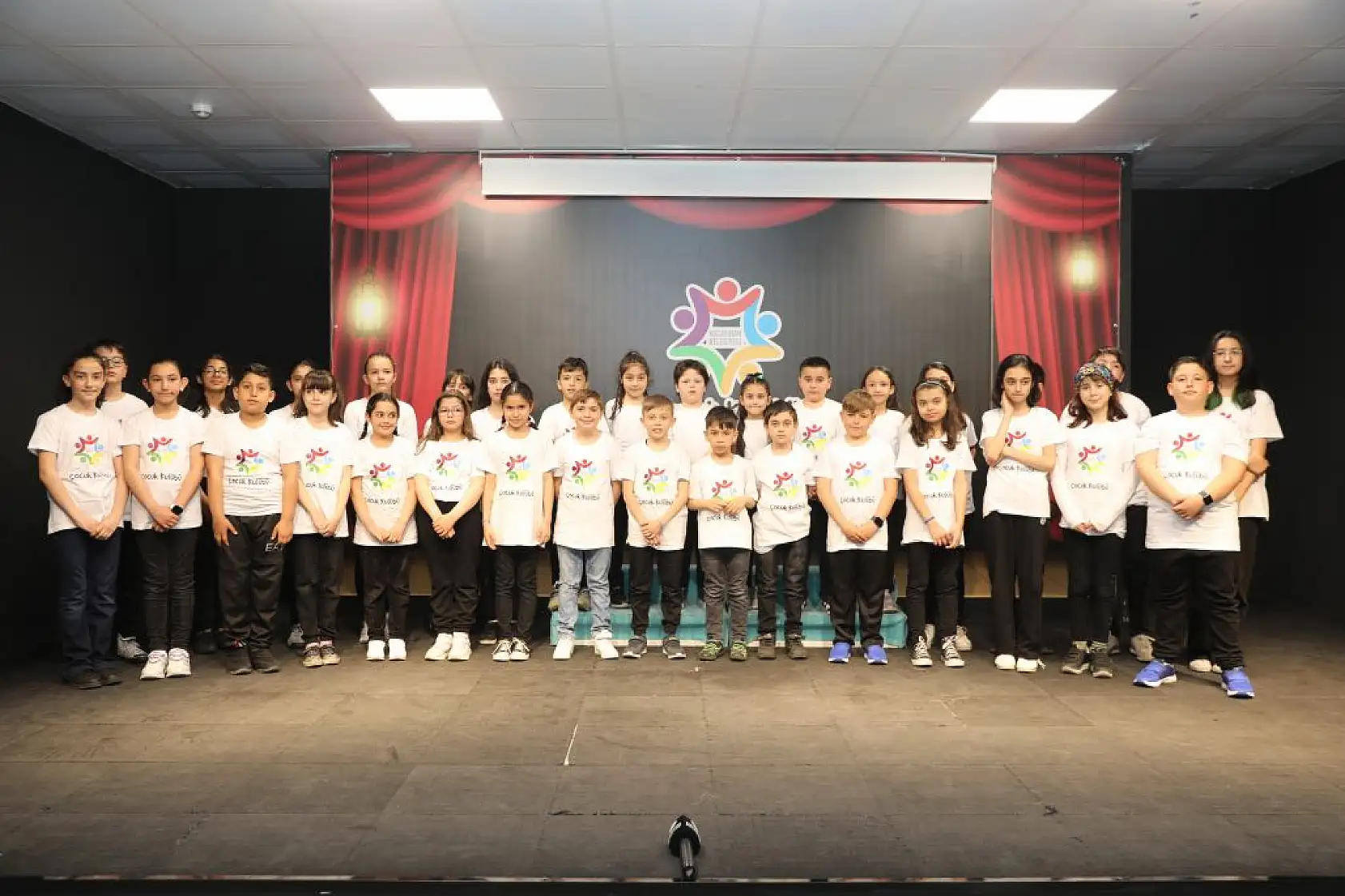 Klip büyük ilgi gördü