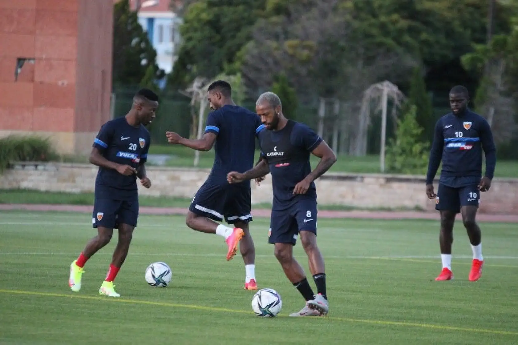 Hikmet Karaman Galatasaray maçı öncesi neler söyledi?