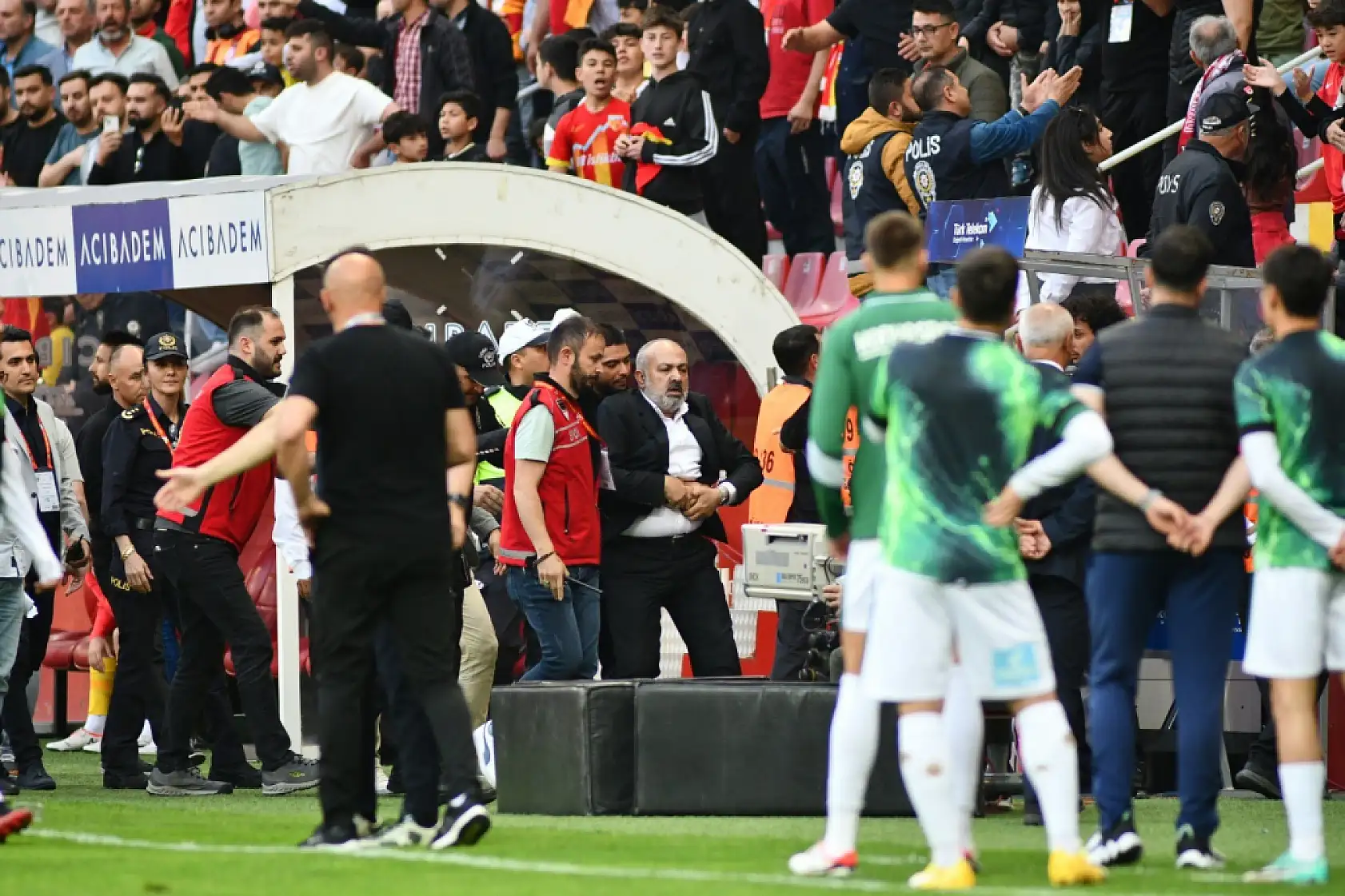 Ali Çamlı açtı ağzını yumdu gözünü: Türk futbolunun katilleri