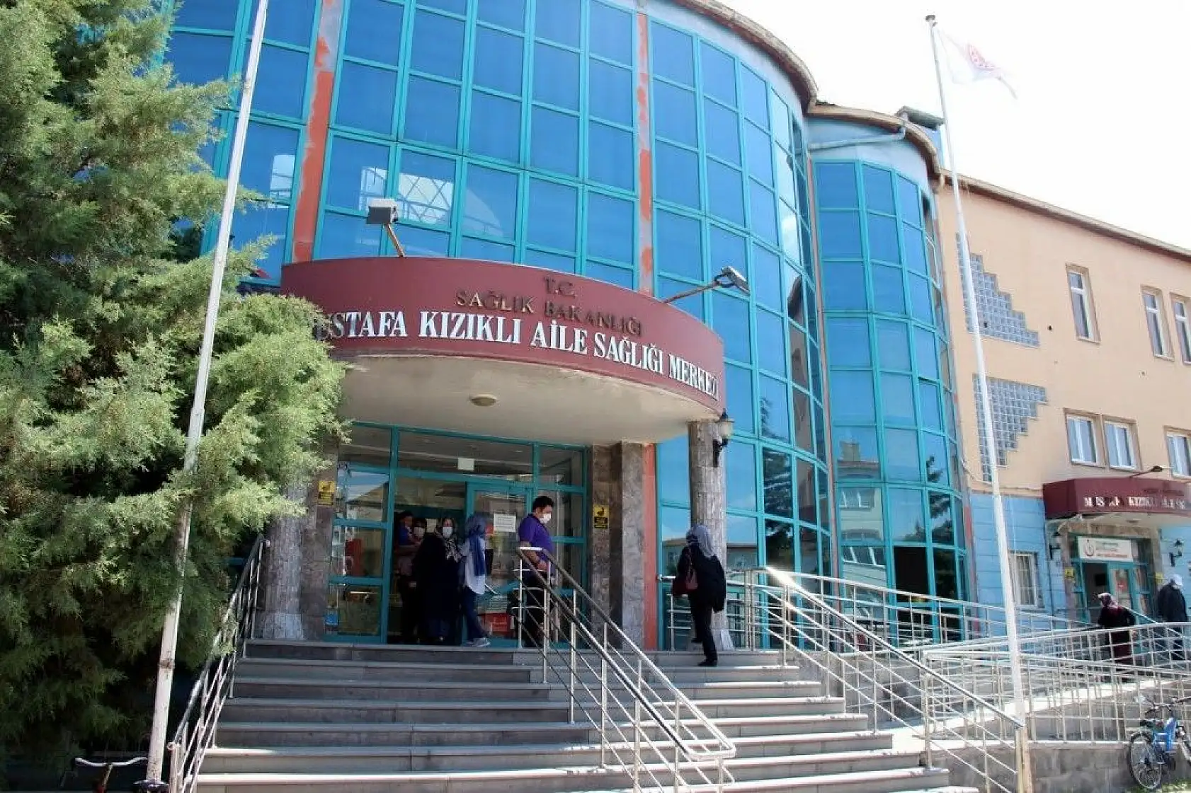 Günde 528 hasta aşılanıyor