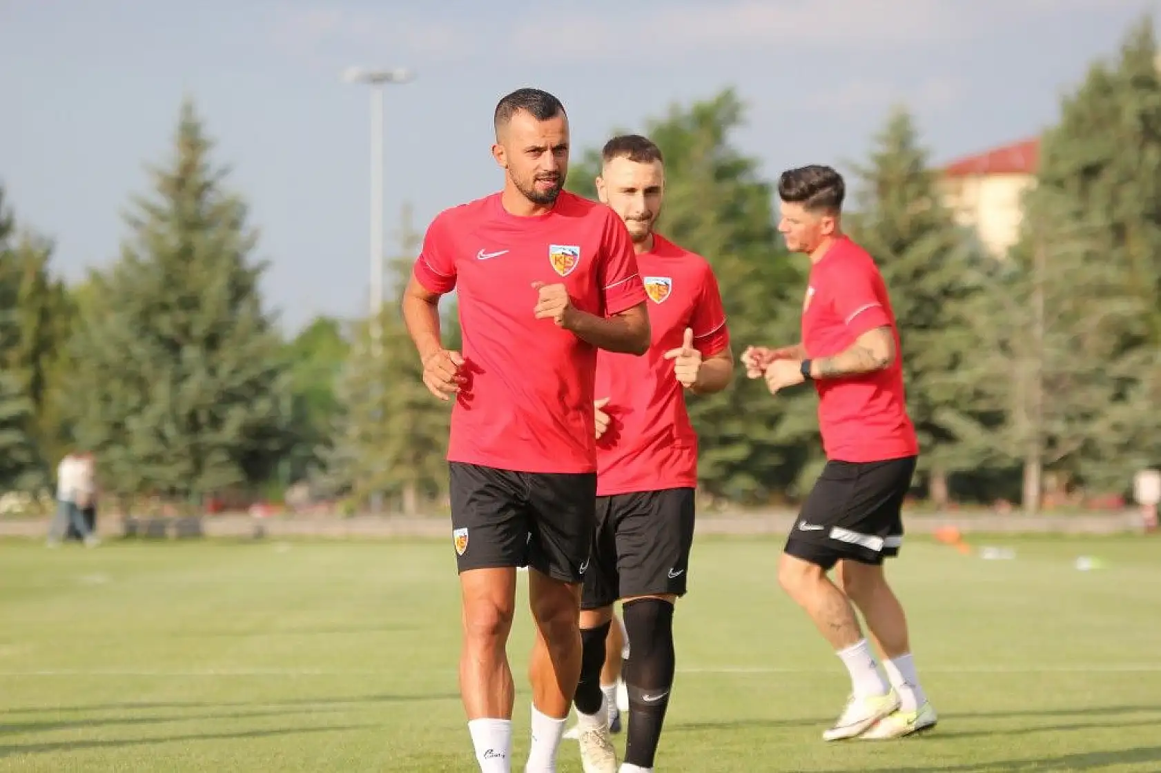 Kayserispor top başı yaptı