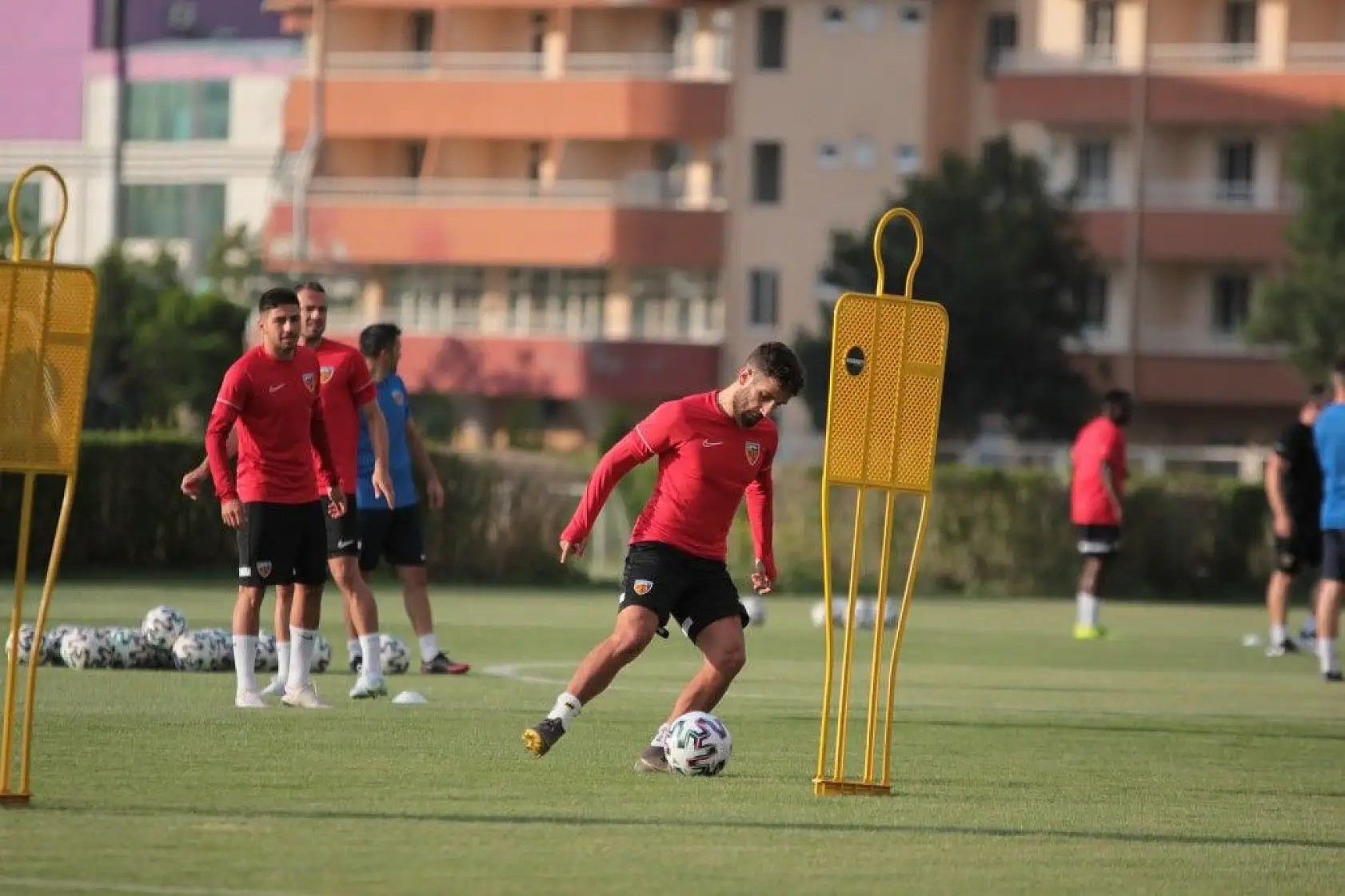 Kayserispor top başı yaptı