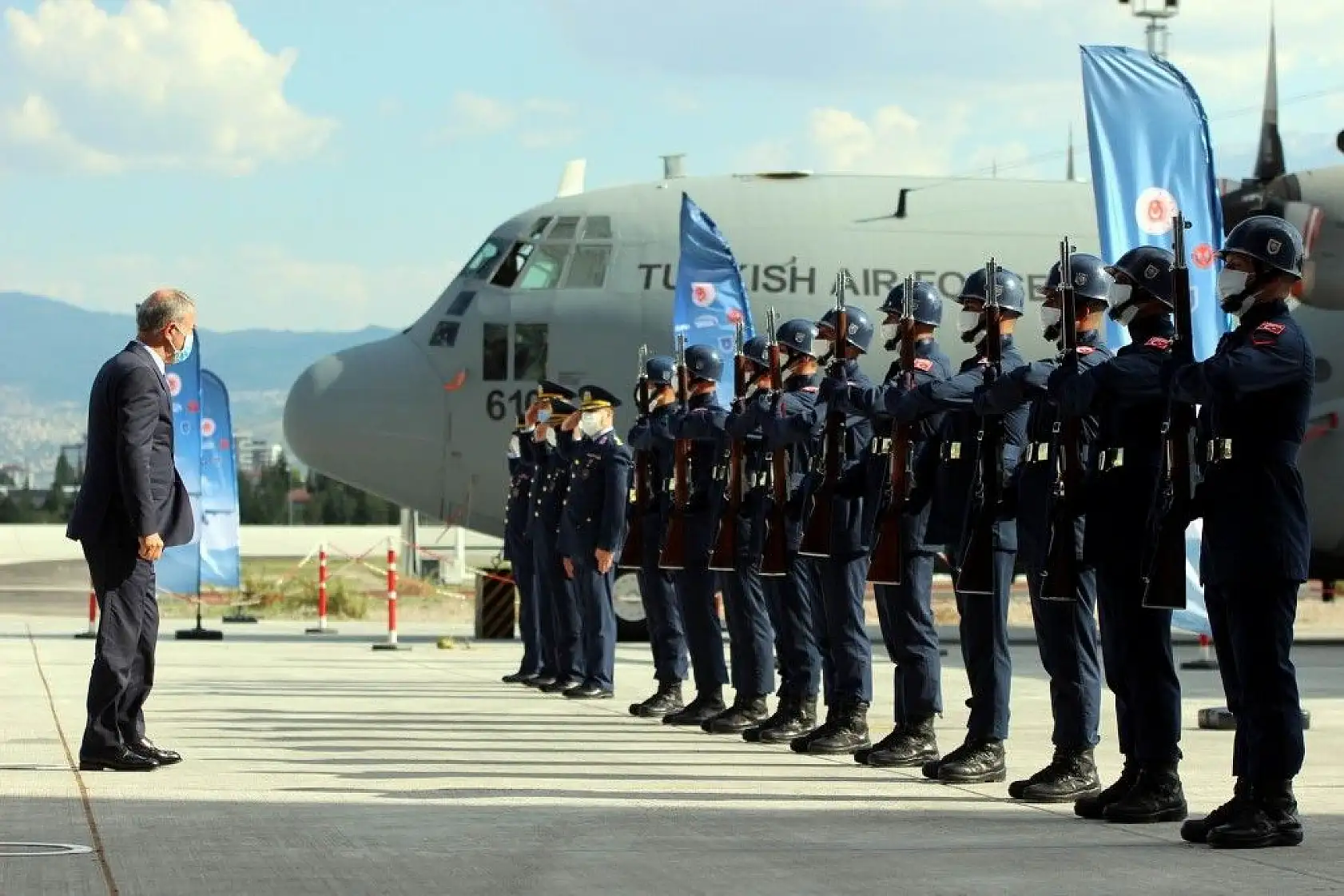 Erdoğan: Devrim otomobillerinin akıbetine gibi olmasına müsaade etmeyeceğiz