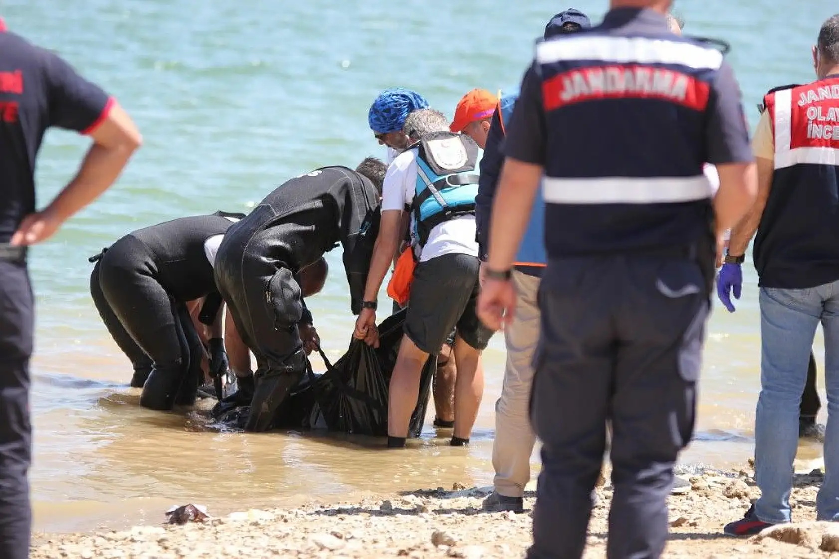 3 kızın cesedine ulaşıldı