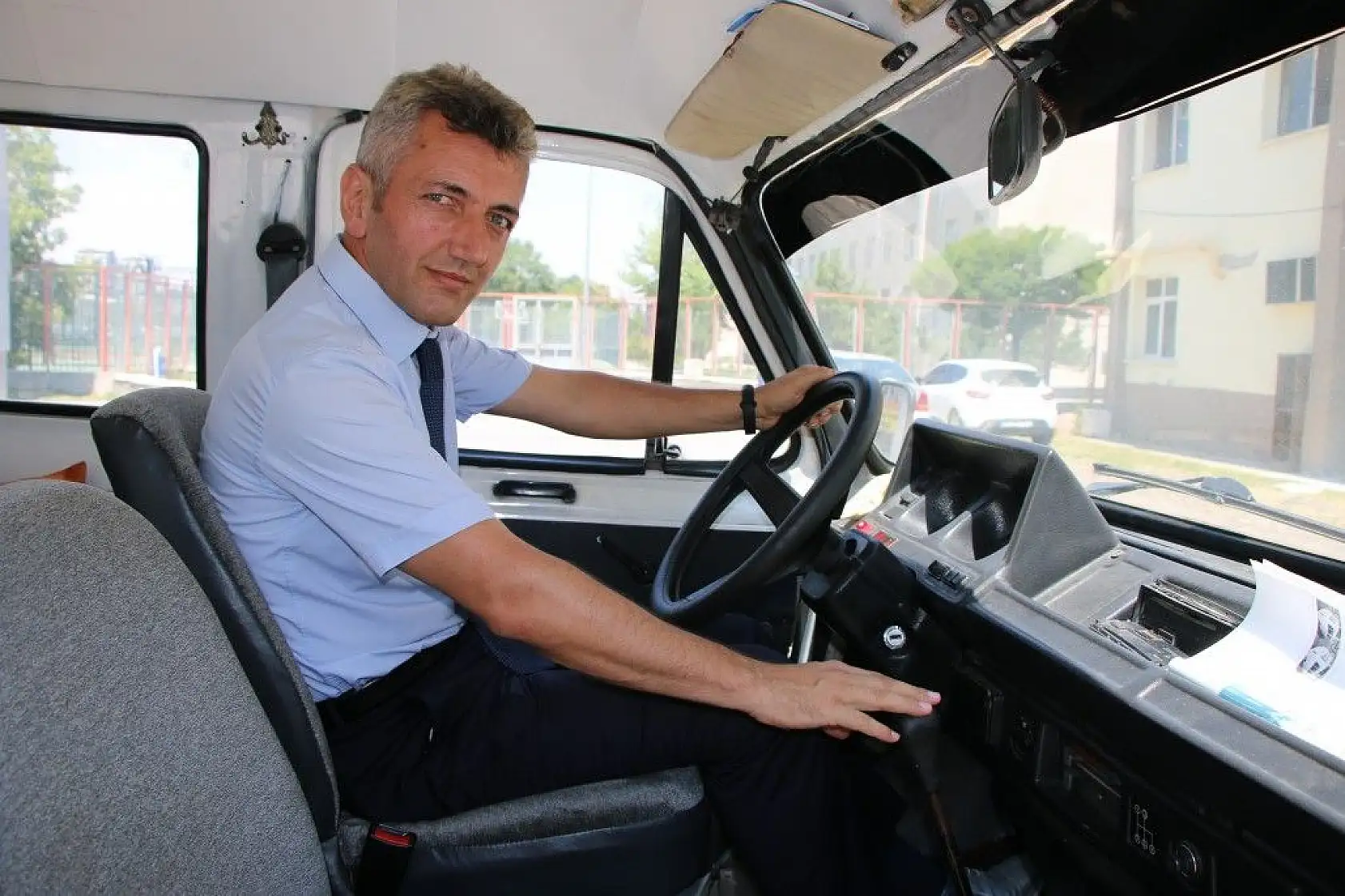 Bu da öğrencilerin 'Çiçek Abbas' minibüsü