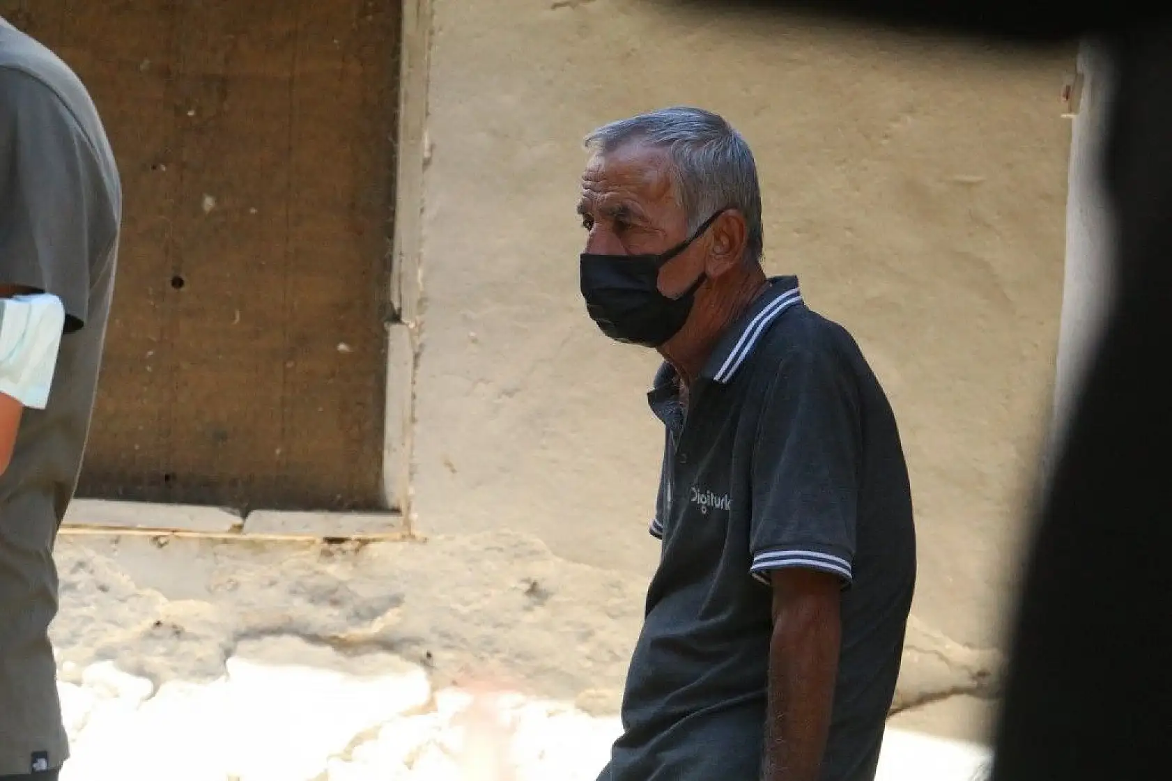 İnşaat işçisi evde ölü bulundu