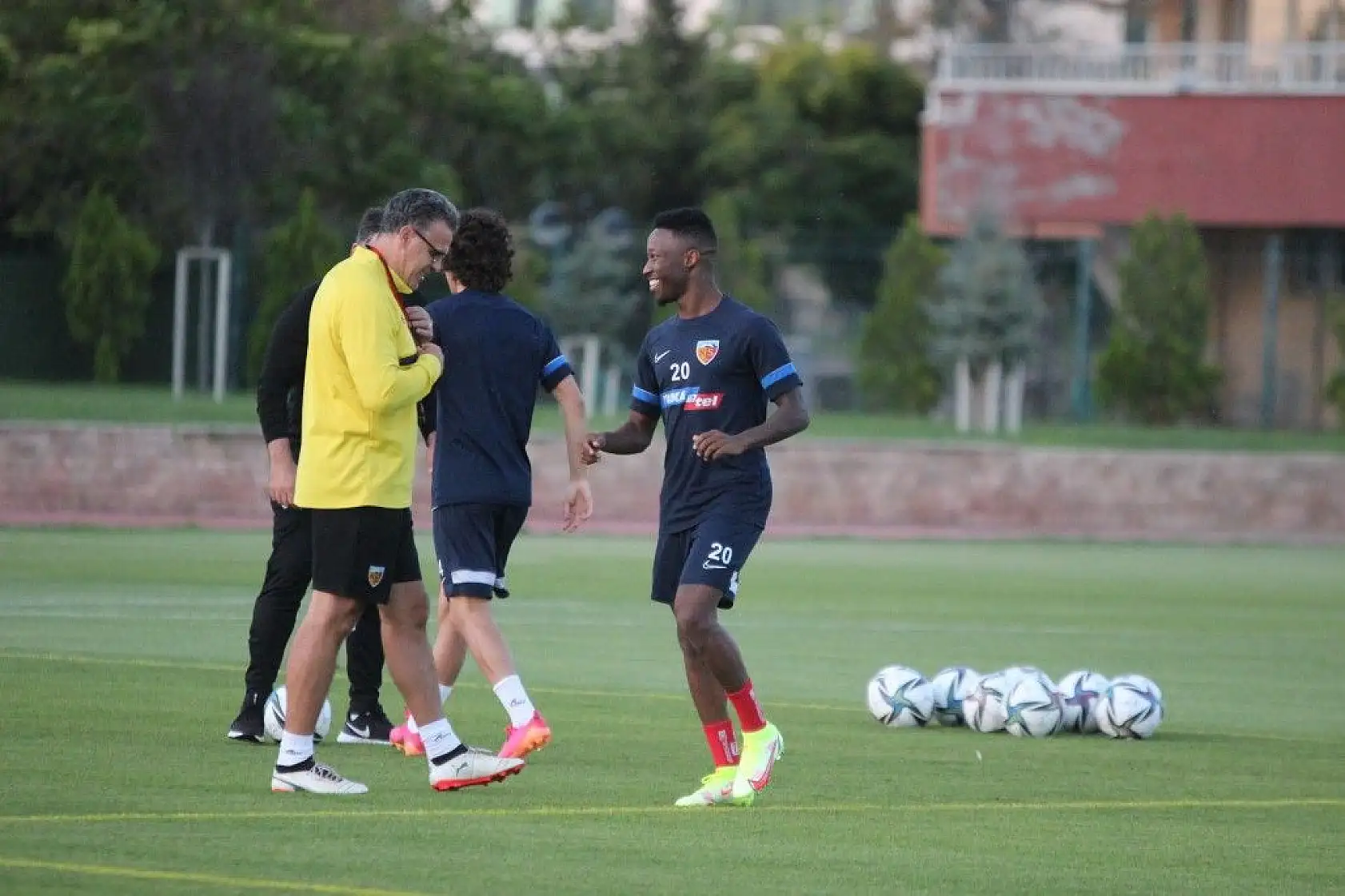 Hikmet Karaman Galatasaray maçı öncesi neler söyledi?