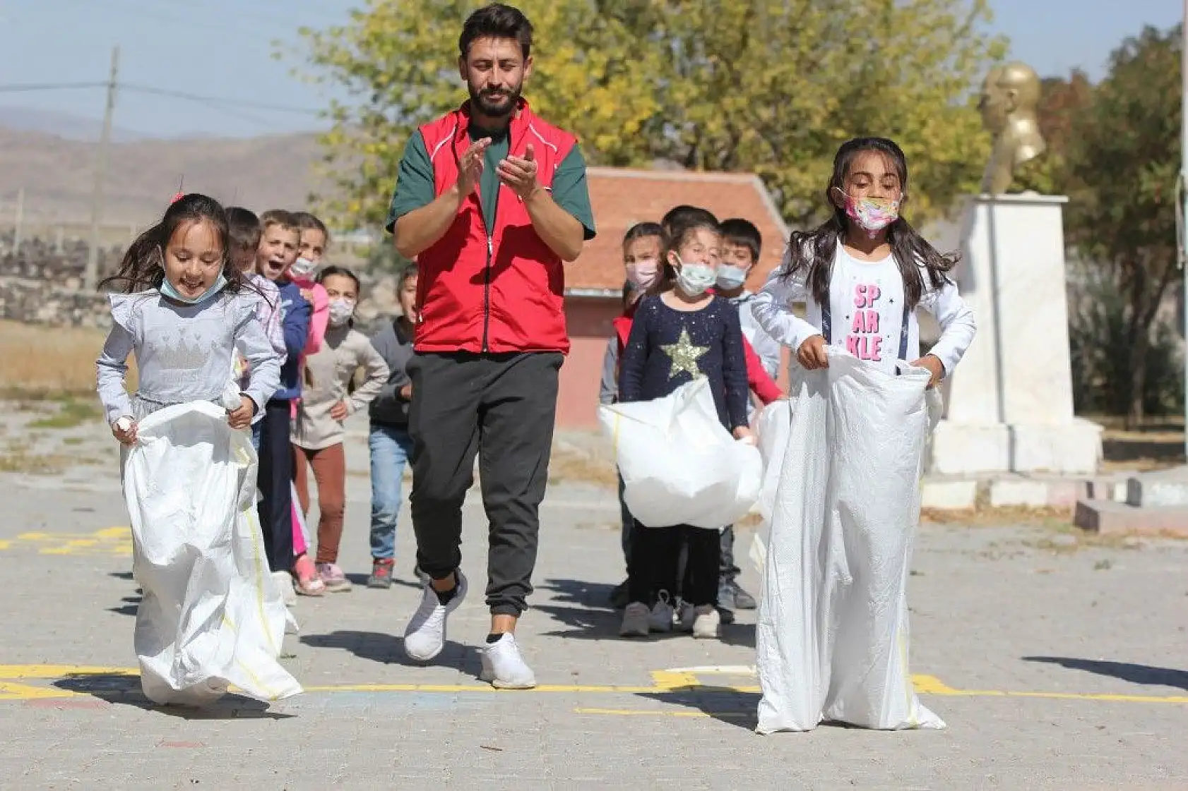 Gülümseyin çocuklar