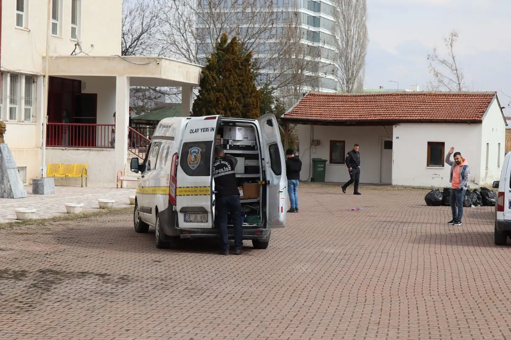 Kaynanasını bıçaklamıştı