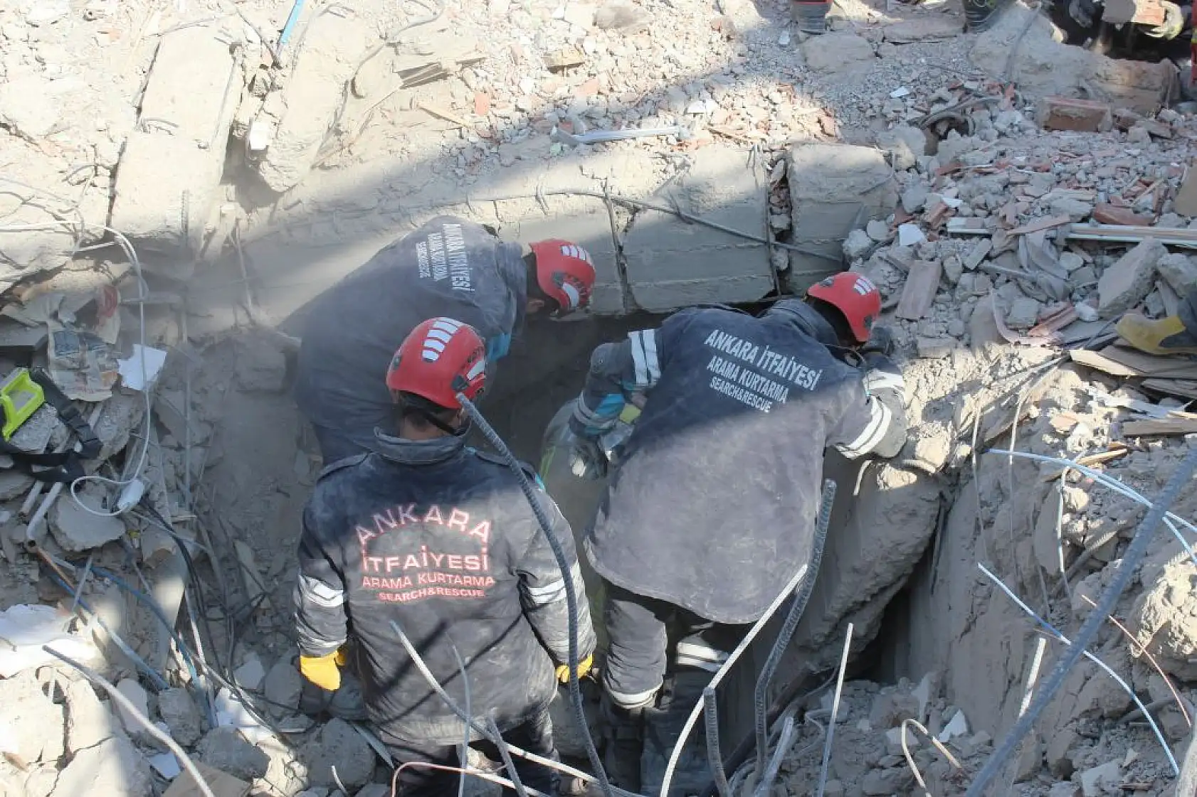 Kahramanmaraş'ta depremin 7. gününde kurtarma çalışmaları sürüyor