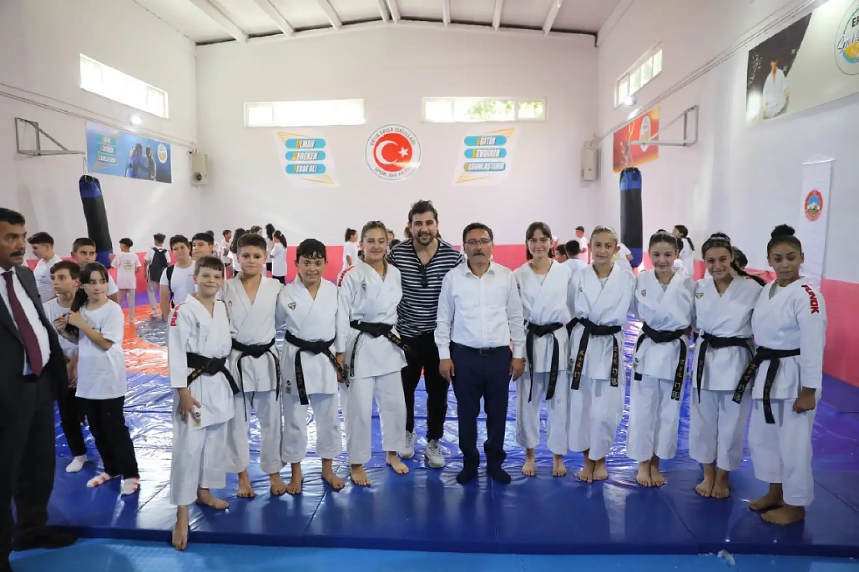 Vali yardımcısından dikkat çeken paylaşım! Yüzler gülüyor