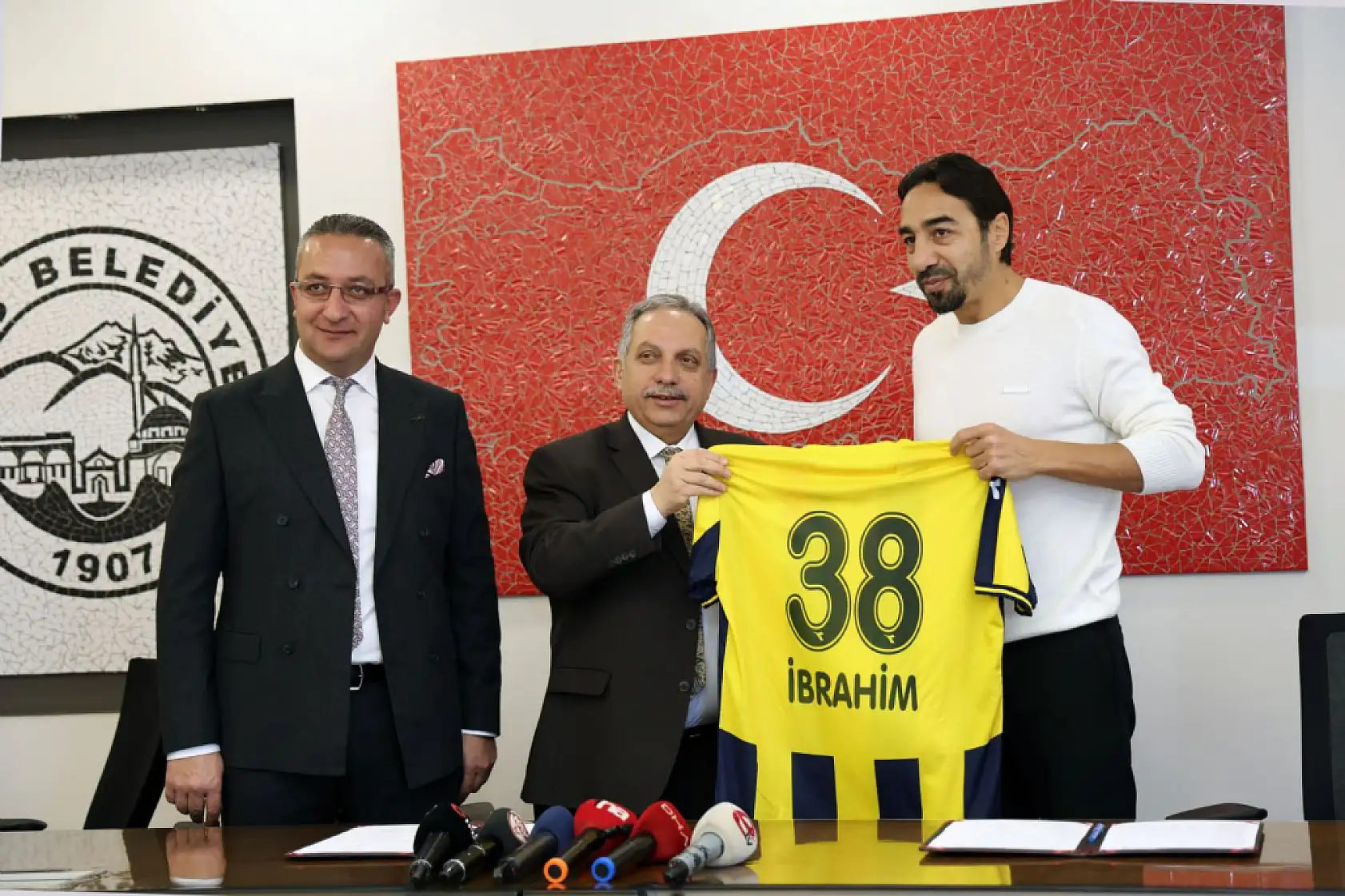 Kayserili isim 43 yaşında futbolu bıraktı!