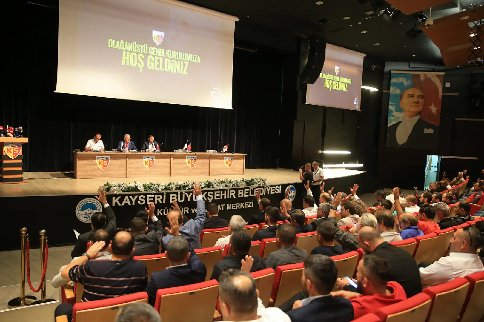 Esnaf Derneği Başkanı Kayserispor'a yönetici oldu