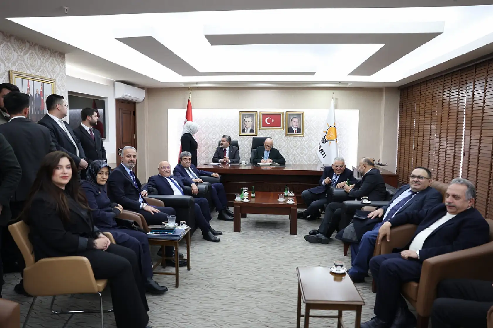 AK Parti Kayseri İl Başkanı kim olacak! Genel Merkezde görevli olan isimden açıklama geldi