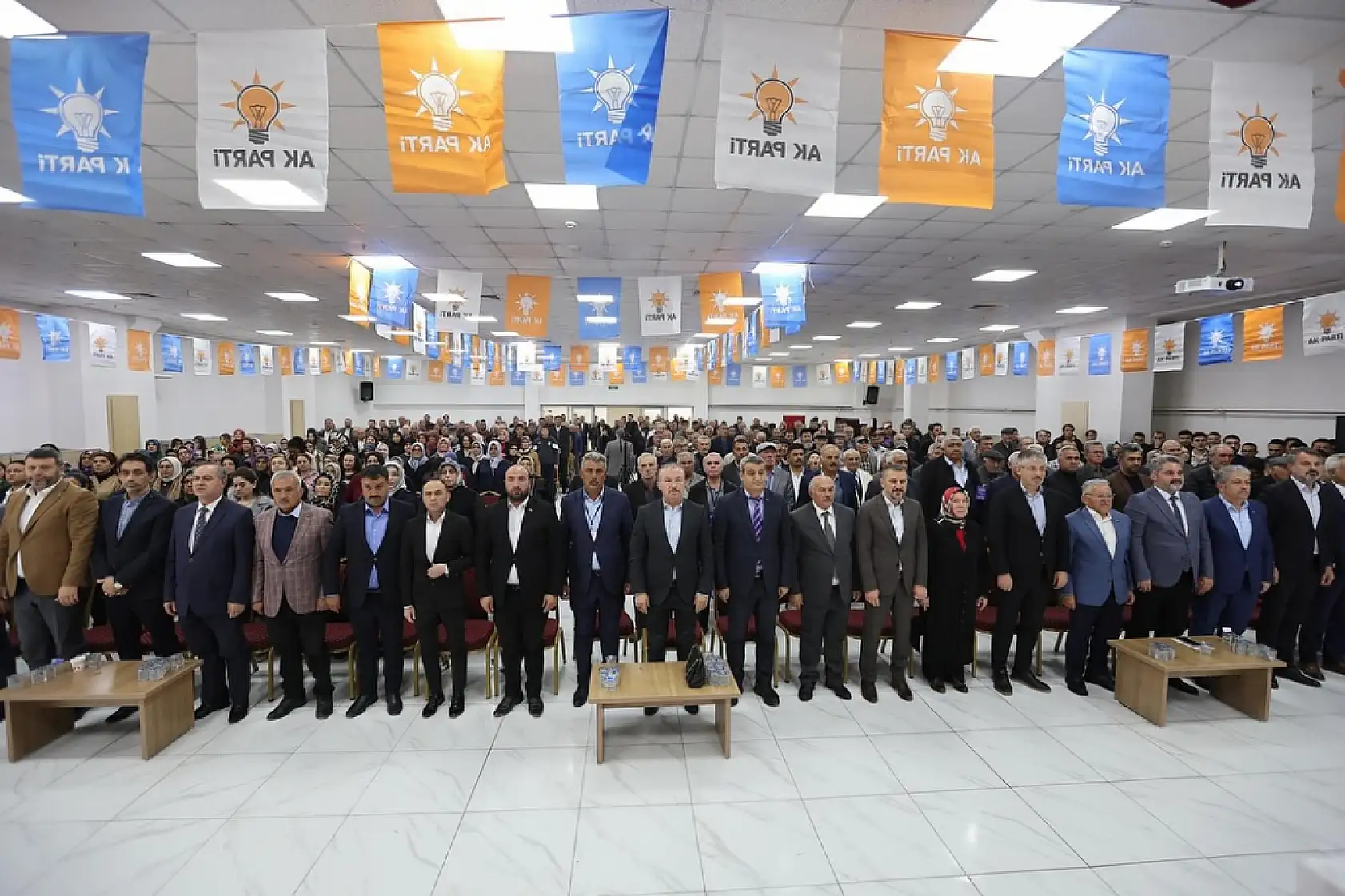 AK Parti'de 14 tamam! Geriye 2 kaldı