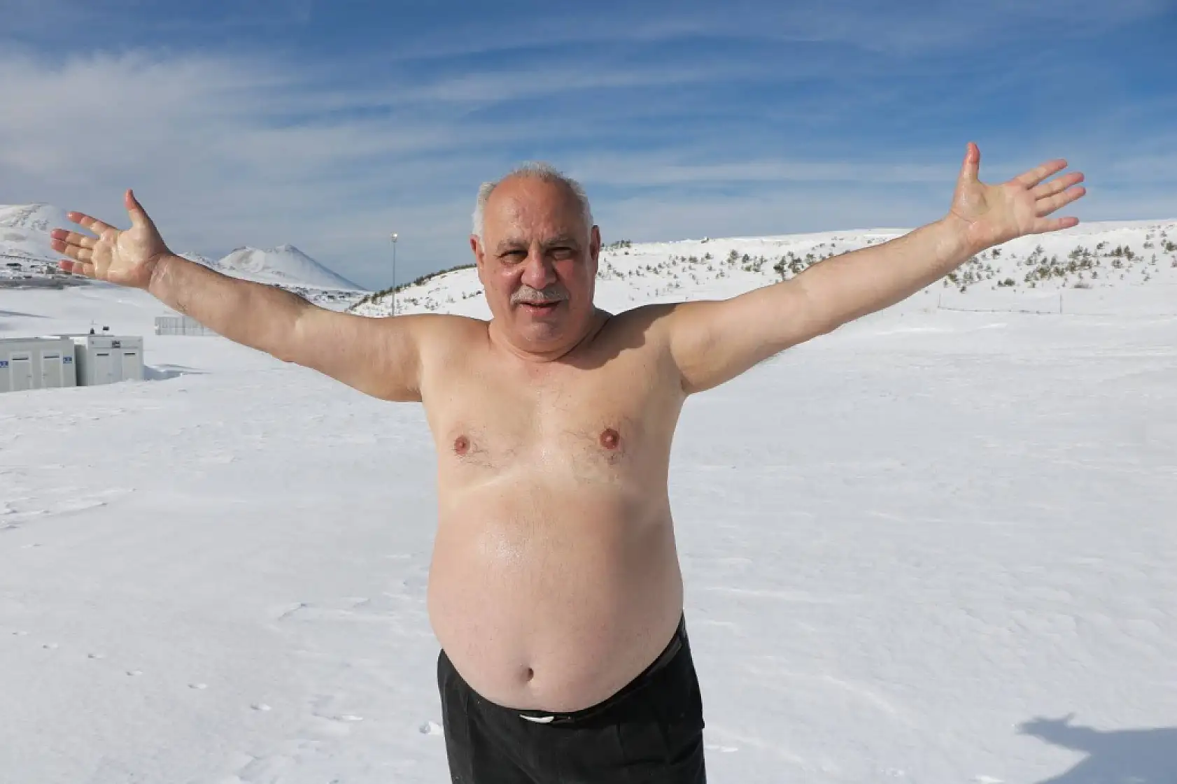 Kayseri'de görenler dondu kaldı! Erciyes'te eksi 5 derece bakın ne oldu?