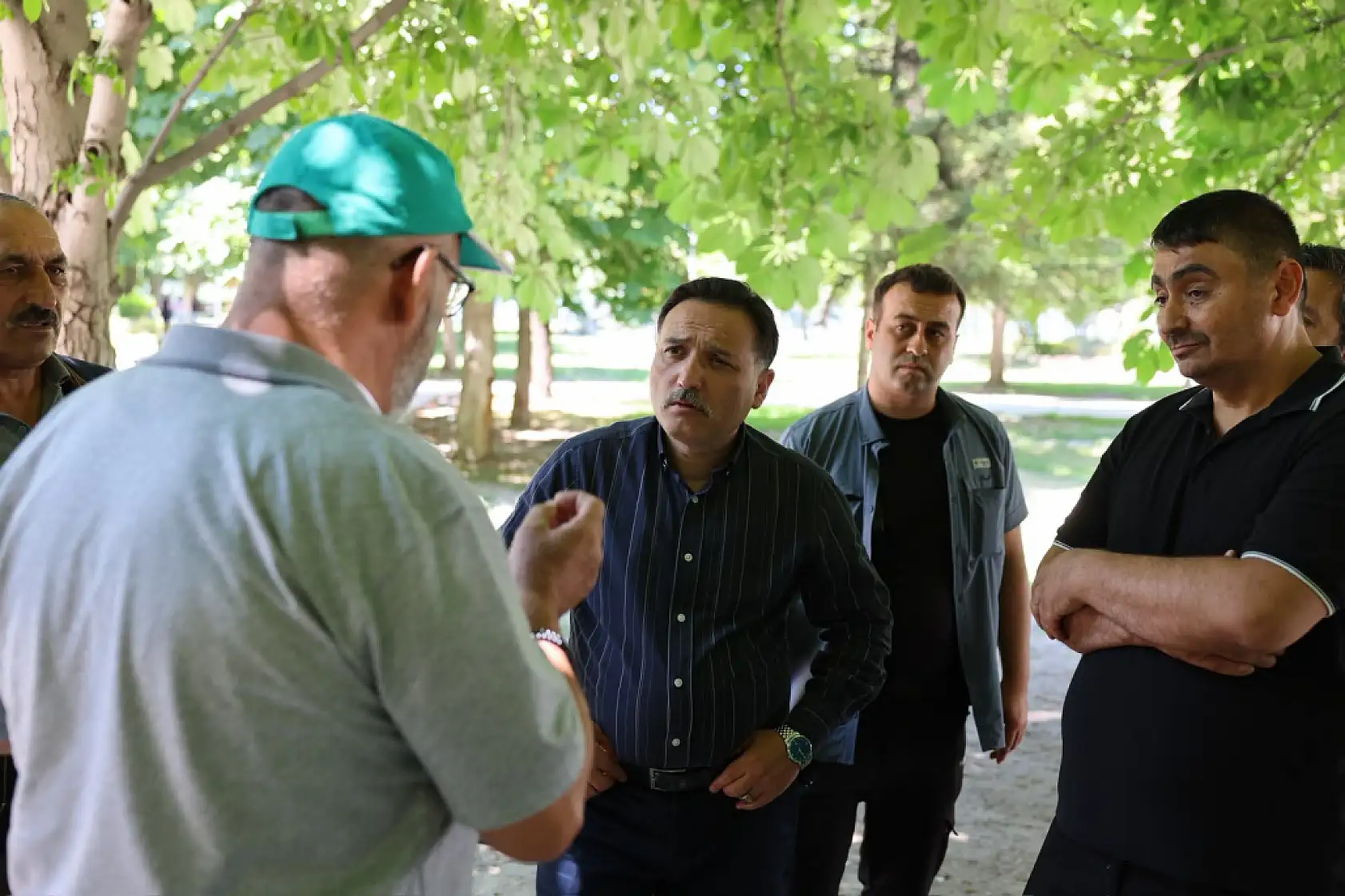 Vali Çiçek Kayseri sokaklarında sorunları dinledi