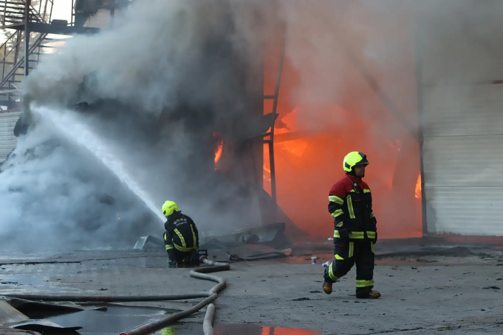 Son dakika! Kayseri'de bir fabrikada büyük yangın çıktı