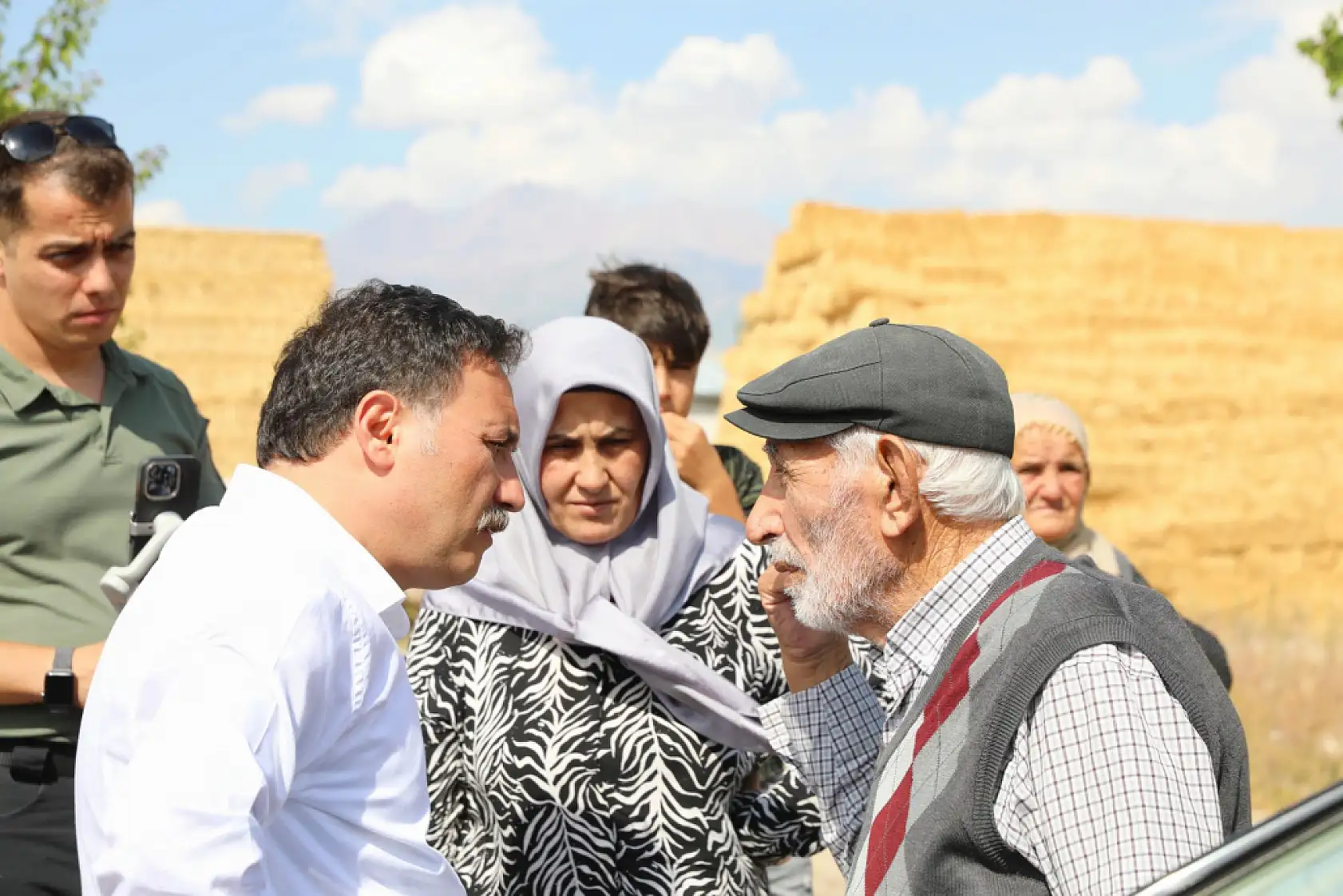 Vali Çiçek, Kayserililerin yoğun ilgi gösterdiği mesire alanını inceledi