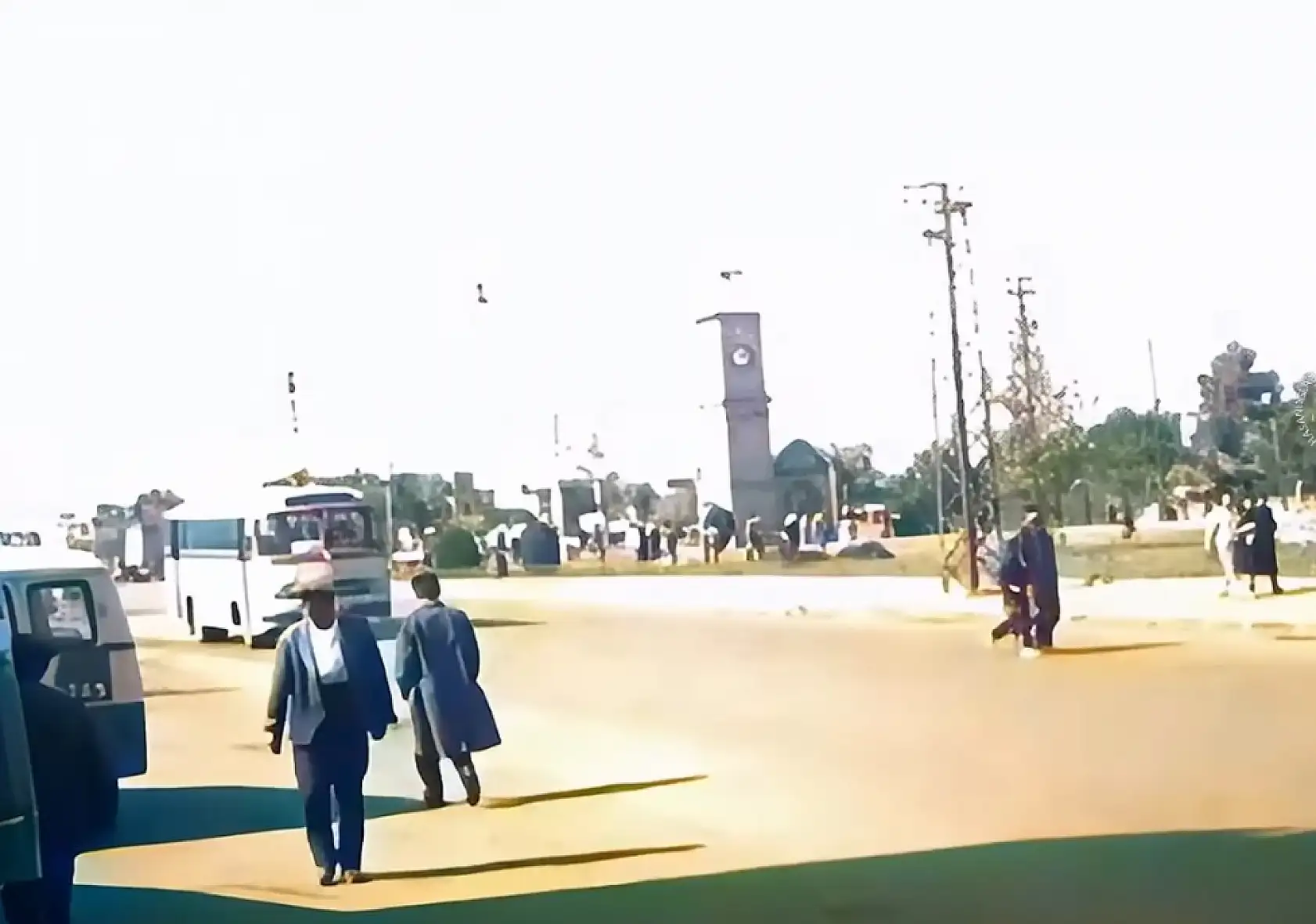 Kayseri'nin 62 yıl önceki renklendirilmiş görüntüleri ortaya çıktı! Bakın o zamanlar şehir ve insanlar nasılmış?