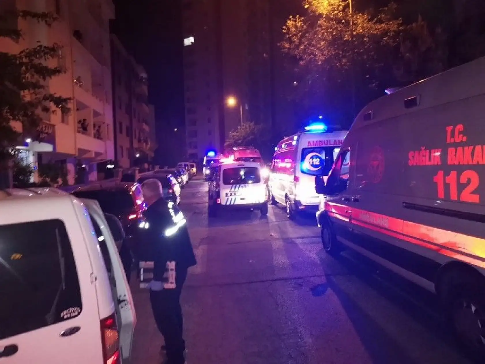 Evi silahla bastılar