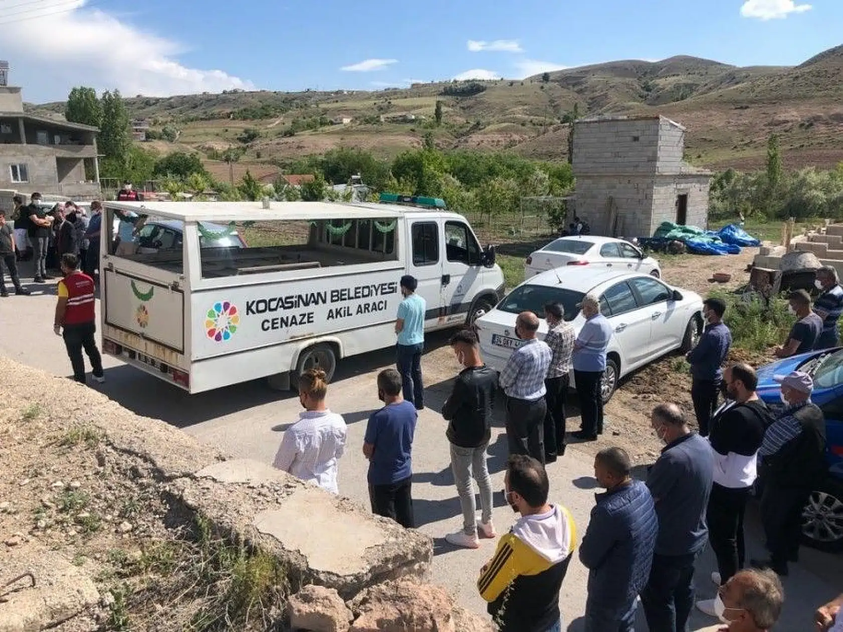 Tandırda ölü bulunan karı koca toprağa verildi